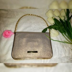 ACCEPTING OFFERS!! Ivanka Trump Golden purse